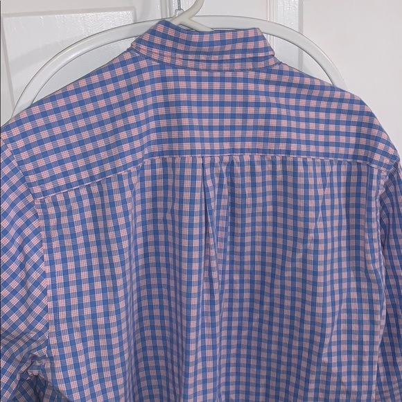 Vineyard Vines Medium Slim Fit Button Down - Picture 4 of 4